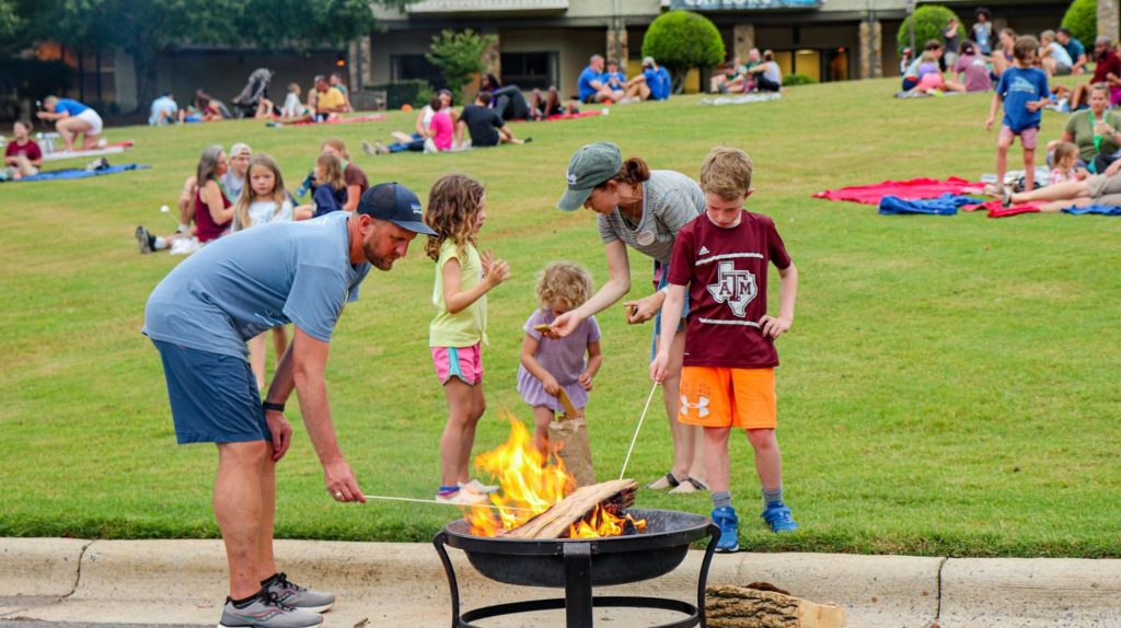 Intentional-Family-Experiences-at-Family-Camp-Smores