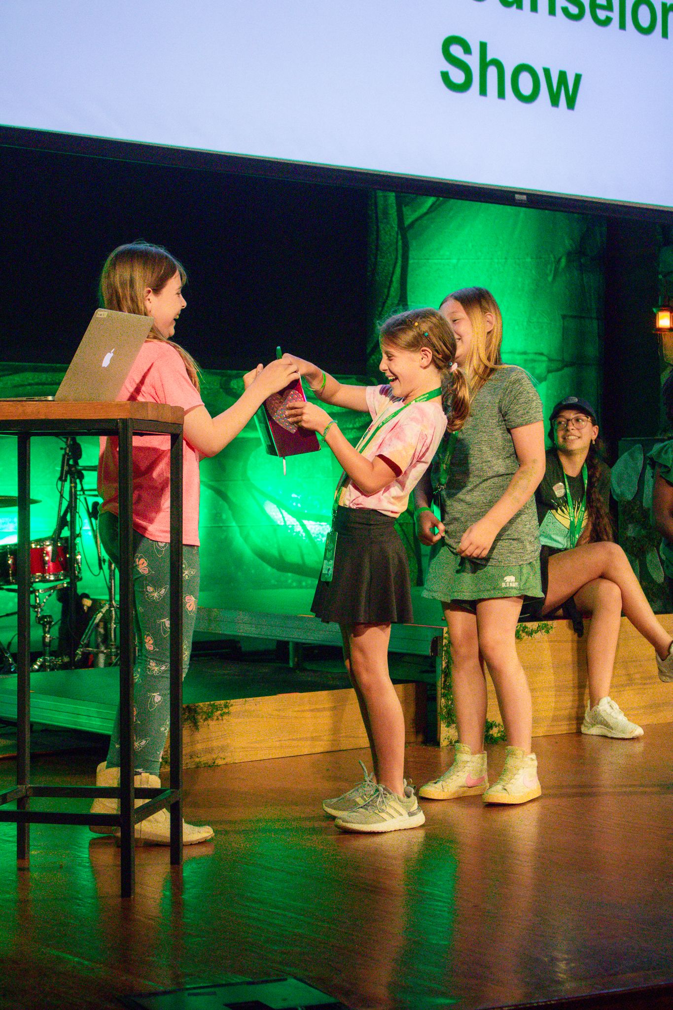 🎭 Easter Story Charades